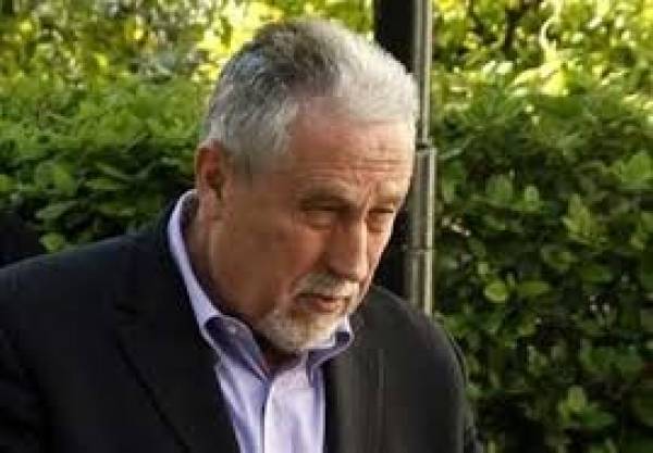 Μεθόδους βίας και νοθείας από το "Τατουλιστάν" καταγγέλλει ο Μανώλης