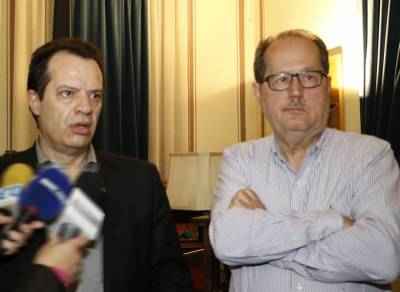 Δέδες - Νίκας αντίπαλοι στις περιφερειακές εκλογές στην Πελοπόννησο