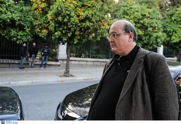 Φίλης: &quot;Οταν μια κυβέρνηση δεν έχει 120 βουλευτές υπάρχει πολιτικό θέμα&quot;
