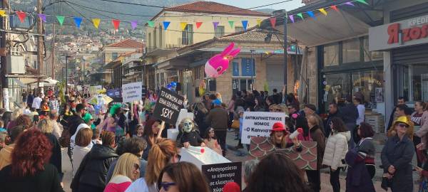 Πολύ κέφι στην 1η Ποδαράτη Κυπαρισσίας (βίντεο-φωτογραφίες)