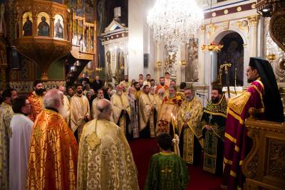 Ο εσπερινός των Χριστουγέννων στην Καλαμάτα (φωτογραφίες)