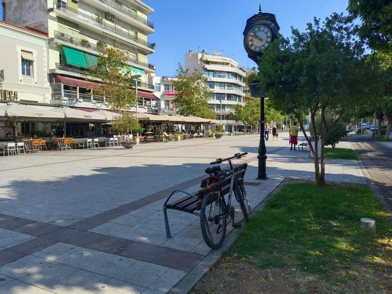 Δένοντας το ποδήλατο οπουδήποτε