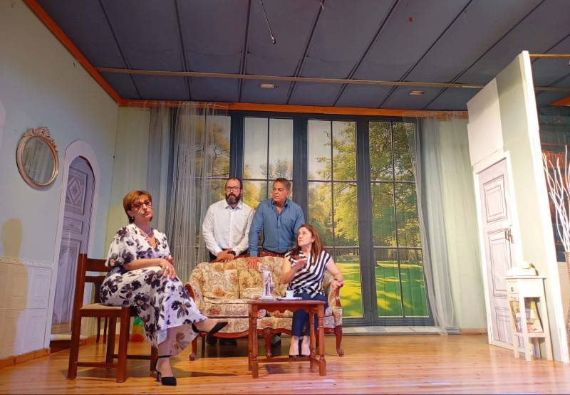 «Υπόθεση στην οδό Λουρσίν» από την Θεατρική Ομάδα του Συλλόγου Φιλοπροόδων Ζαχάρως