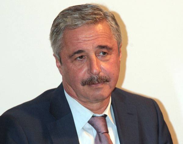 Ερώτηση Μανιάτη για οδικά έργα της Μεσσηνίας και τις αποζημιώσεις αγροτών