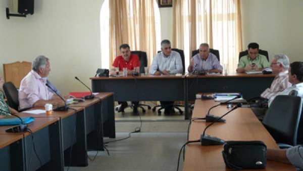 Σύσκεψη στην Πύλο για καταπολέμηση κουνουπιών