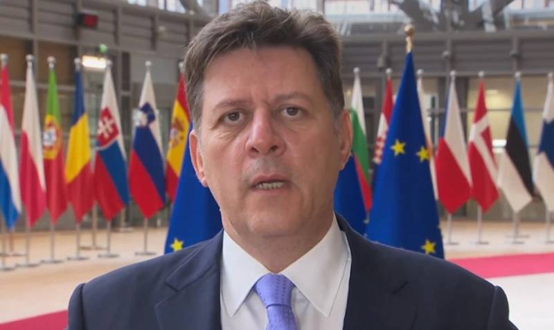 Βαρβιτσιώτης: Κατάφωρη παραβίαση του Διεθνούς Δικαίου η αναγνώριση των αποσχιστικών εδαφών της Ουκρανίας από τη Ρωσία