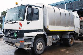 Νεκρός μοτοσικλετιστής από σύγκρουση με απορριμματοφόρο στο Βοχαϊκό Κορινθίας