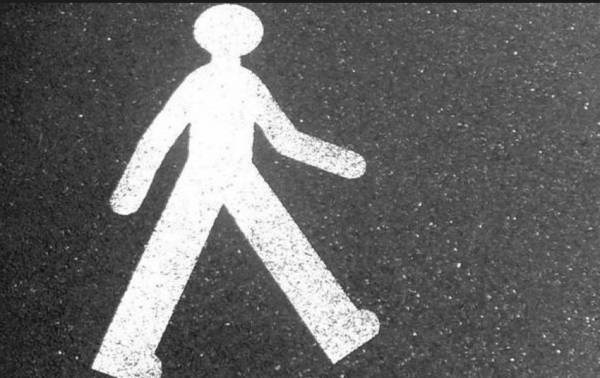 Σιωπηλή διαμαρτυρία για τη μετακίνηση των πεζών στην Καλαμάτα