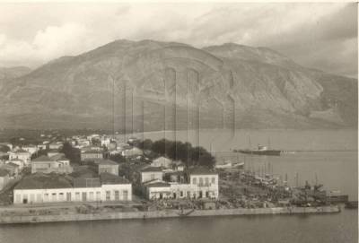 Η ανατολική πλευρά του λιμανιού