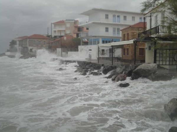 Στο ΕΣΠΑ η προστασία όλων των ακτών μέχρι τις Κιτριές