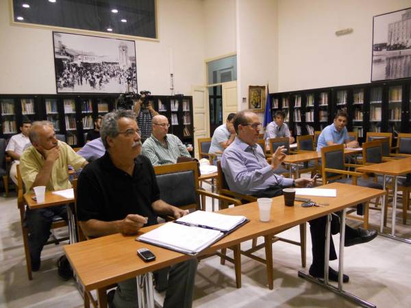 Εξώδικα στους δημάρχους για την οφειλή στην Ryanair από το Επιμελητήριο Μεσσηνίας