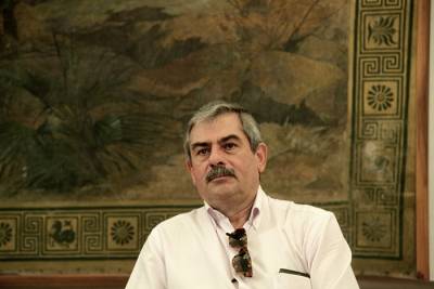 Ο ΣΥΡΙΖΑ καταδικάζει τον προπηλακισμό Πετράκου