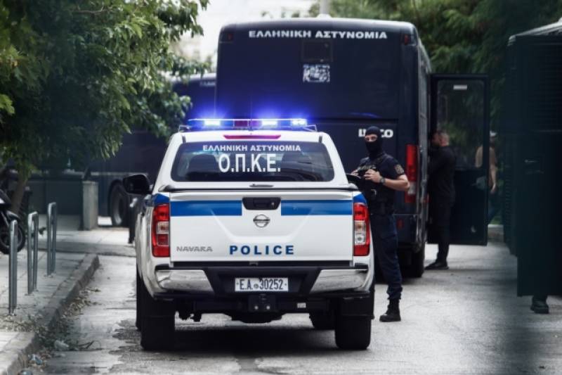 Ρέντης: 5 οι προφυλακιστέοι από τις σημερινές απολογίες – Ανάμεσά τους ηγετικό στέλεχος (βίντεο)