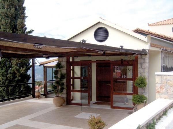 Ζωντανή μουσική στην ταβέρνα "Τα Μαλαμάκια"