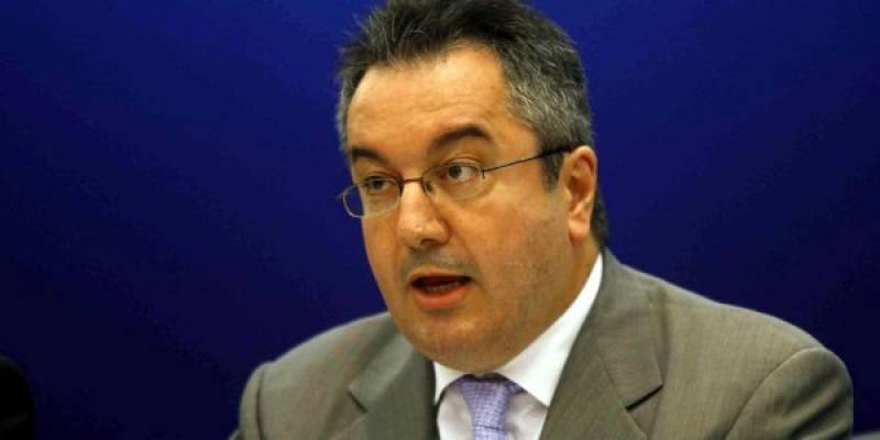 Μόσιαλος: &quot;Εξαιρετική η αποτελεσματικότητα του ρωσικού εμβολίου &quot;Sputnik V&quot; μετά από μία μόνο δόση