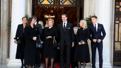 Επιμνημόσυνη δέηση για τον τέως βασιλιά Κωνσταντίνο στη Μητρόπολη Αθηνών