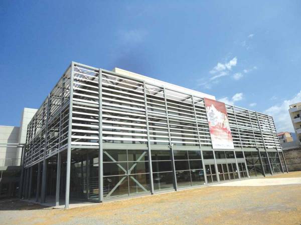 Υπόσχεση Τασούλα για Μέγαρο και φεστιβάλ