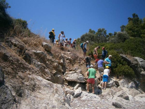 Κινητοποίηση για ελεύθερη πρόσβαση στην παραλία Τσούγκα στο Βασιλίτσι