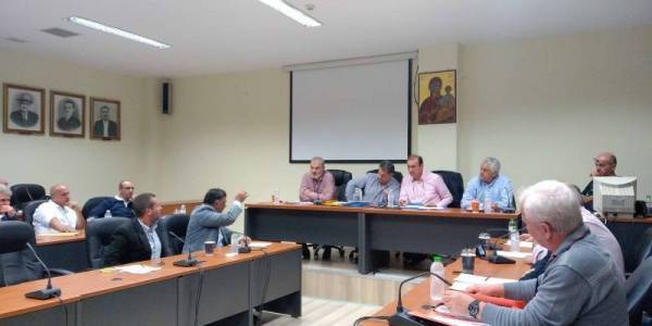 Μόνο δύο θέματα στο Δημοτικό Συμβούλιο Τριφυλίας