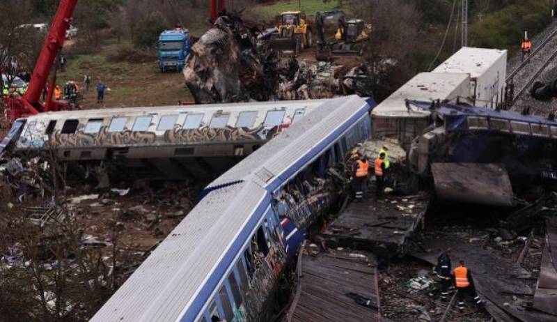 Τέμπη: Τι ακολουθεί μετά το πόρισμα της Επιτροπής Εμπειρογνωμόνων - Αντιδράσεις από τους μηχανοδηγούς (βίντεο)