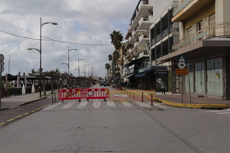 Τι θα γίνει με τα καλώδια στη Ναυαρίνου