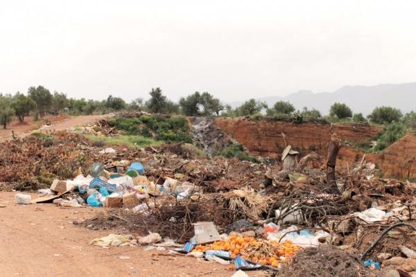 Εγκληματικές ελλείψεις στις 18 χωματερές της Μεσσηνίας