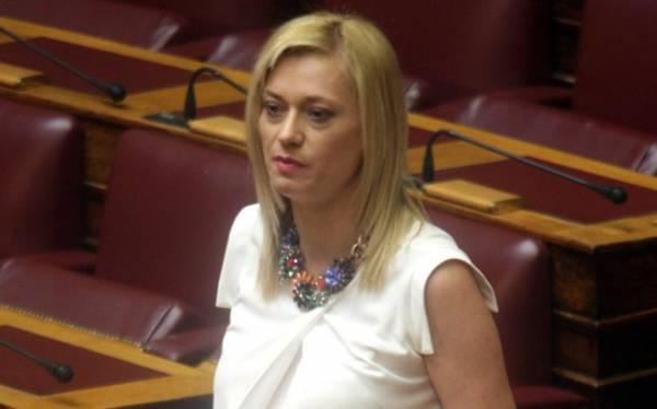 Εκτός ΑΝΕΛ η Ραχήλ Μακρή