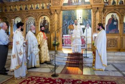 Η γιορτή της Πεντηκοστής στο ναό των Ταξιαρχών στην Καλαμάτα