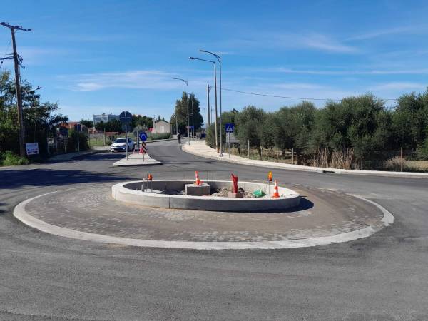 Ολοκληρώνεται ο κυκλικός κόμβος στην Πλαστήρα