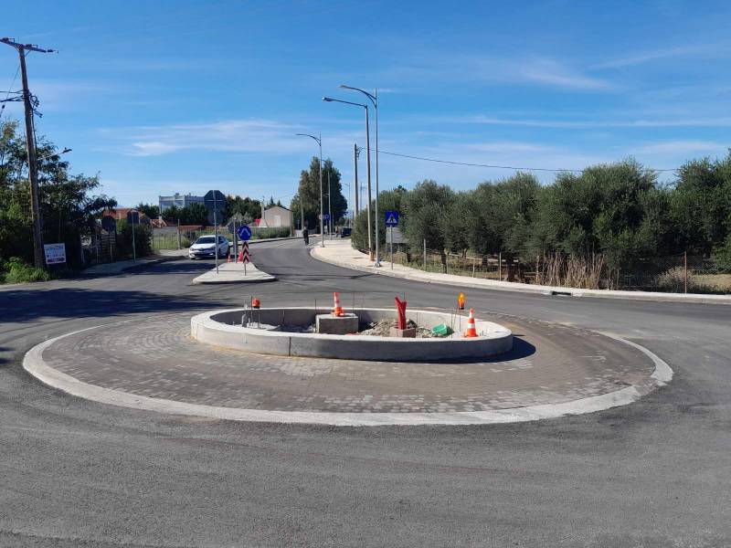 Ολοκληρώνεται ο κυκλικός κόμβος στην Πλαστήρα