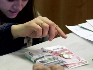 Προσπαθεί να πληρώσει φέτος τους εργολάβους και προμηθευτές ο Δήμος Καλαμάτας