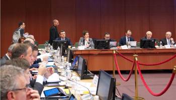 Μαξίμου: Μας παρουσίασαν ένα παράλογο και μη αποδεκτό κείμενο