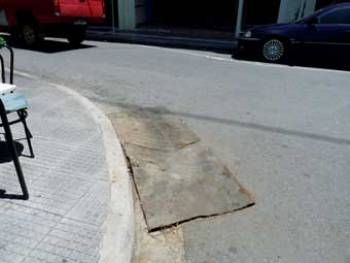 Δυσοσμία από τα φρεάτια των υπονόμων στη Μεσσήνη