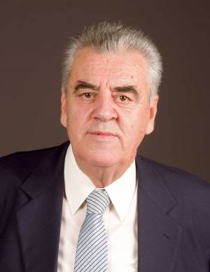 O Μπρεδήμας καταγγέλλει το Νίκα για κλοπή... στελεχών