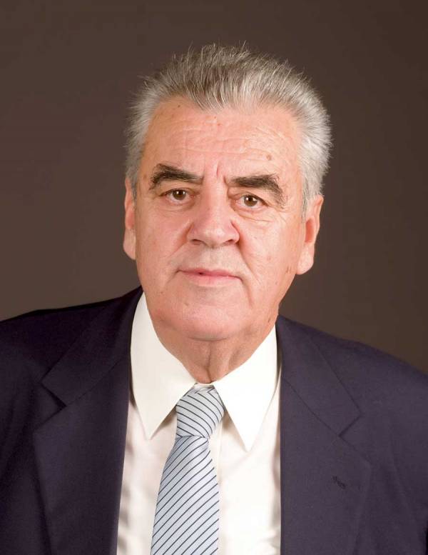 O Μπρεδήμας καταγγέλλει το Νίκα για κλοπή... στελεχών