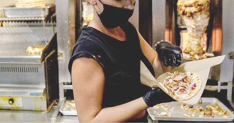 Στα 3 ευρώ η πίτα στα ψητοπωλεία της Καλαμάτας - Επαγγελματίες του κλάδου αναλύουν τις αυξήσεις