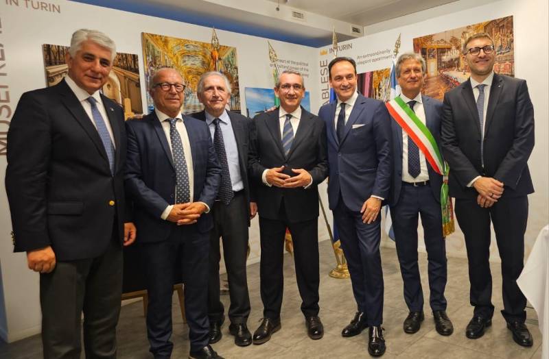 Εκδήλωση προς τιμήν του Σαντόρε Ντι Σανταρόζα στις Βρυξέλλες παρουσία Καφαντάρη