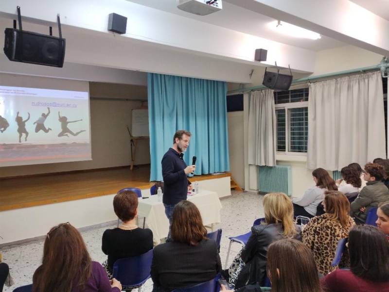 Ημερίδα επαγγελματικού προσανατολισμού στο 4ο ΓΕΛ Καλαμάτας