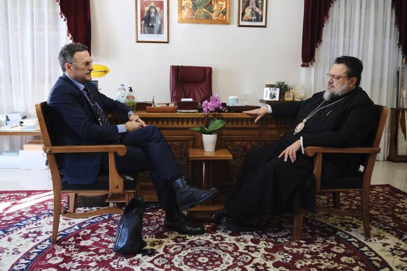 ΠΑΣΟΚ: Ο Σπύρος Πώρος στον μητροπολίτη Μεσσηνίας