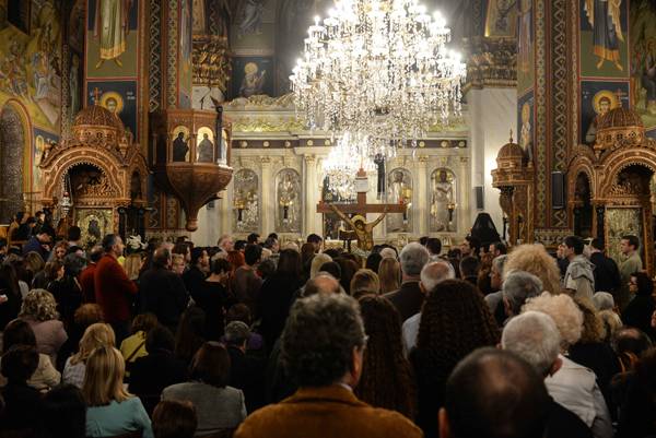 Τα Δώδεκα Ευαγγέλια στην Υπαπαντή
