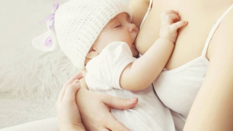 Μητρικός θηλασμός: Ζωτικής σημασίας για τη διαμόρφωση του μικροβιώματος και της υγείας των πνευμόνων