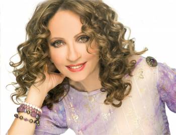 Κερδίστε 4 διπλές προσκλήσεις για τη συναυλία της Γλυκερίας στη Μεθώνη