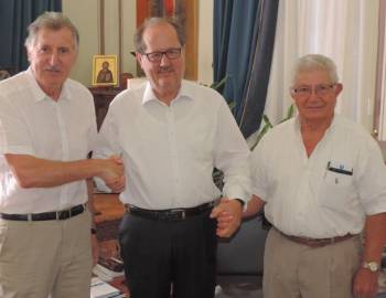 Εκπρόσωποι της Παμμεσσηνιακής στο δημαρχείο Καλαμάτας