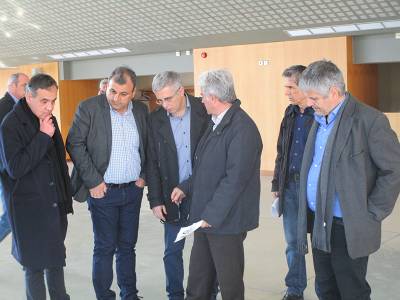 Επίθεση Μάκαρη για Μέγαρο Χορού Καλαμάτας