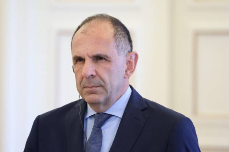 Γεραπετρίτης: Καμία συμμετοχή μέλους της οικογένειας μου στο καλώδιο Ελλάδας- Κύπρου (βίντεο)