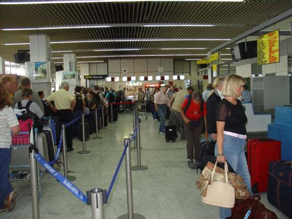 Αεροδρόμιο, ιδιωτικοποίηση και οι υποδομές στις… εξαγγελίες