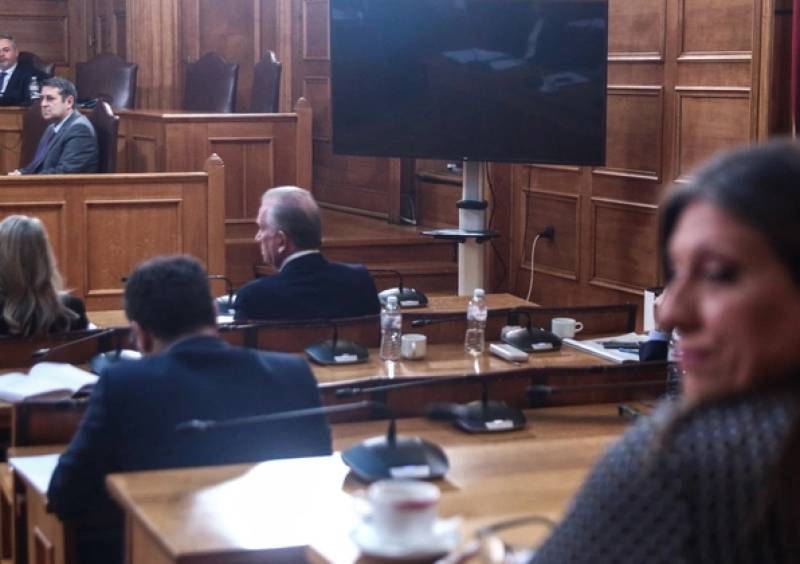 Εξεταστική: Νέο επεισόδιο ανάμεσα σε Κωνσταντοπούλου-Συρεγγέλα - Διακόπηκε η συνεδρίαση (Βίντεο)