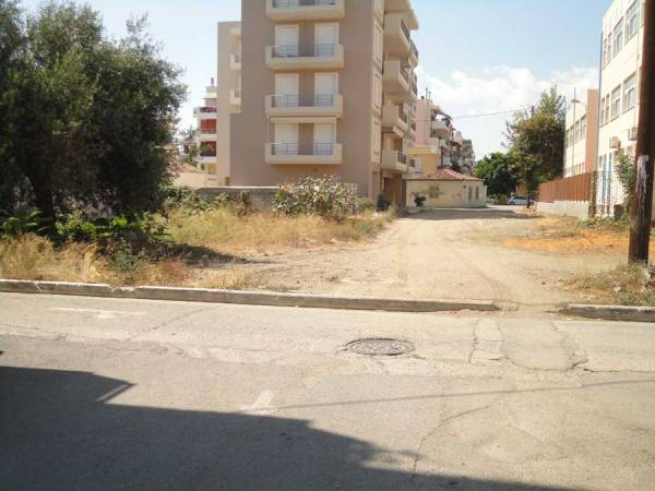 Πνίγηκαν στη σκόνη