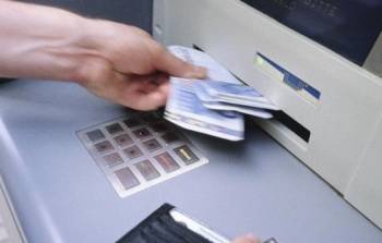 Ρουμάνοι παγίδευαν ΑΤΜ στην Τρίπολη και συνελήφθησαν