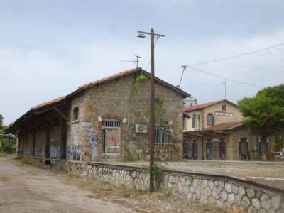 11.000 ευρώ ενοίκιο για τις αποθήκες του Σιδηροδρομικού Σταθμού Καλαμάτας